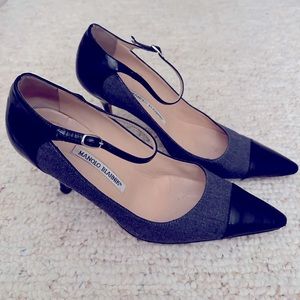 Manolo Blahnik Grey and Black Pumps with Ankle Strap | Size 39